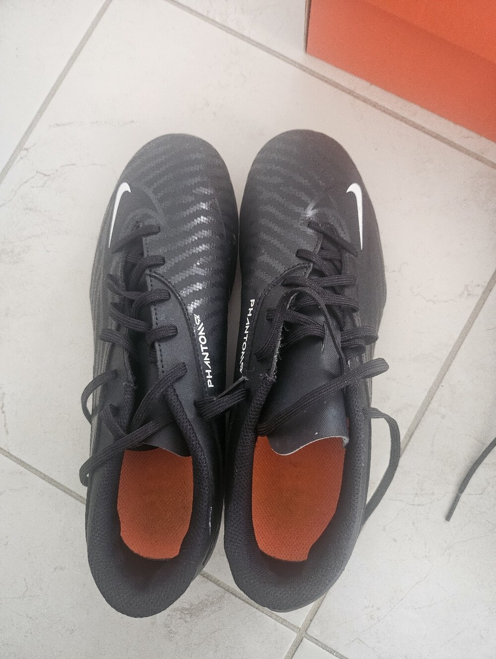 Nike Men’s Phantom Siccer Cleats